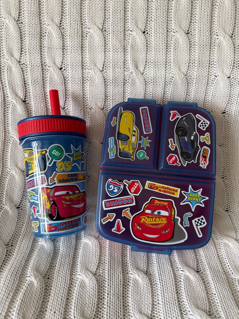 Disney Cars Bundle Lunch Box and Straw Cup NEW Lightning McQueen Kachow Bento